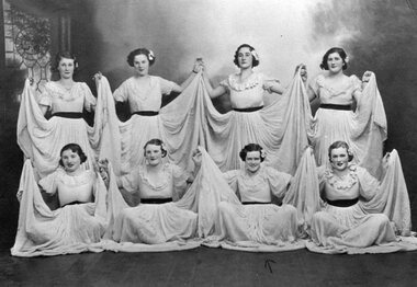 Photograph, Dancers with Mrs J Pickering nee Wood 1930’s -- Studio Portrait