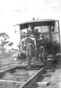 Photograph, Rail Motor 1930’s known as a Doddle Bug which ran from Stawell to Ararat -- named staff
