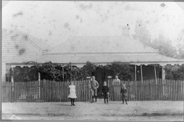 Photograph, House on the corner of Patrick & Clemes Streets Stawell c1888