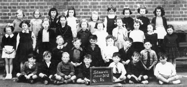 Photograph, Stawell Primary School Number 502, Grade 1B 1940