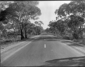 Photograph, Road Scenes of the Western Highway c1950 -- 2 Photos