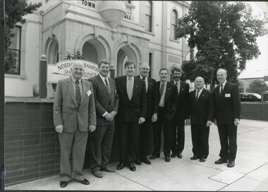 Photograph, Premiers Visit -- Mr Jeff Kennett 1995