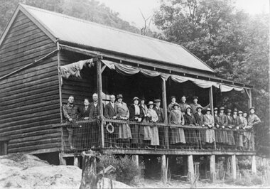 Photograph, Borough Huts at Halls Gap 1920