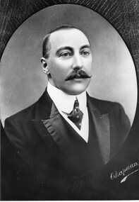 Photograph, Cr. W E Kernot 1909-1910 -- Studio Potrait