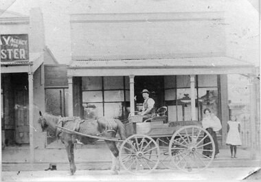 Photograph, Mr James Sumner -- Green Grocer in Patrick Street Stawell