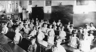 Photograph, Stawell Primary School Number 502 Grade 2 1928