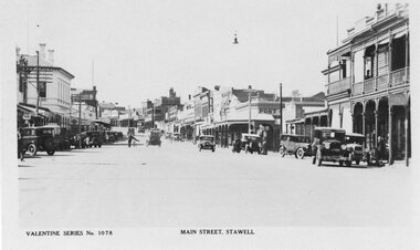 Photograph, Main Street Stawell looking East from area of war memorial c1930 -- Postcard