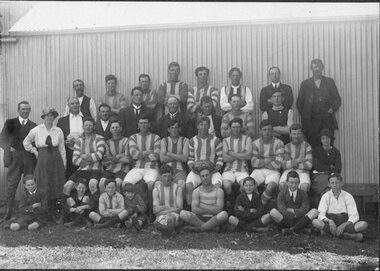 Photograph, Navarre Football Club 1924-1925