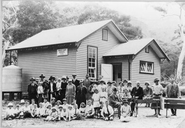 Photograph, Halls Gap Primary School Number 3058 -- New School Opening 1928