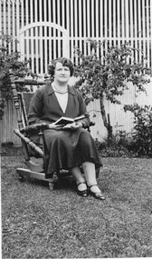 Photograph, Lillian Goldsworthy