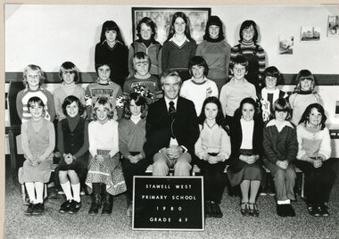 Photograph, Stawell West Primary School Number 4934 Grade 6F -- Named 1980