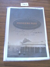 Book, Paul Davies, Pioneers Past, A History of Families in the Stawell District