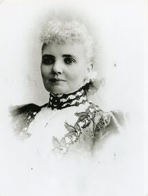 Photograph, Mrs Florence Trew nee Susanna Florence Fraene