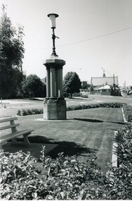 Photograph, Federation Light -- Unveiling of restored light top 2001