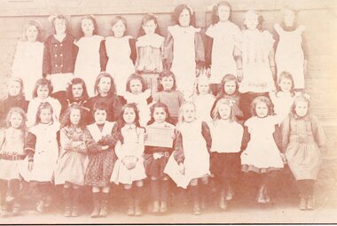 Photograph, Stawell State School Number 502 - Named Class Group 1908