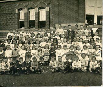 Photograph, Stawell State School Number 502 Grade 1