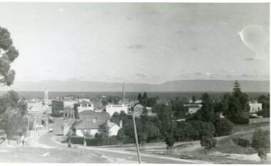 Photograph, Upper Main Street Stawell c1940