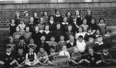 Photograph, Stawell State School Number 502  - Grade 1 A 1939