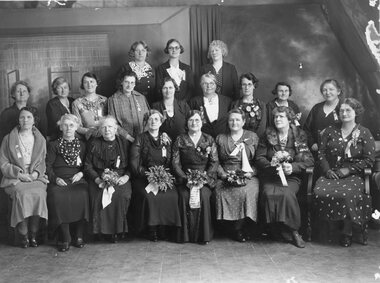 Photograph, Pioneers Memorial - Ladies Committee 1935