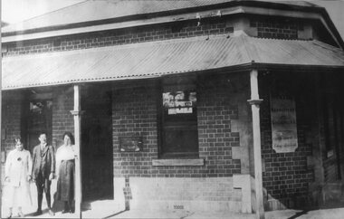 Photograph, Anderson & Sewell Building Barristers and Solicitorson the Corner of Victoria Place and Church Streets