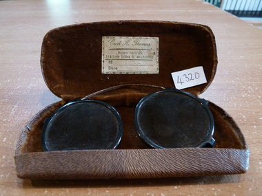 Memorabilia - Realia