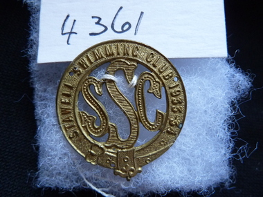 Memorabilia - Badge, 1934