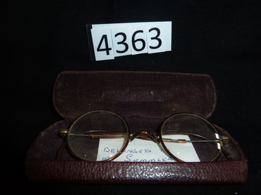 Memorabilia - Realia
