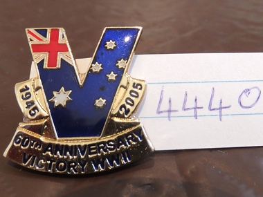 Memorabilia - Badge, 2005