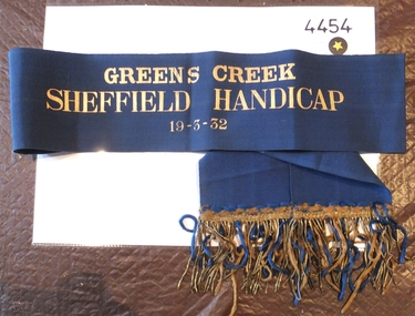 Memorabilia - Realia, 1932