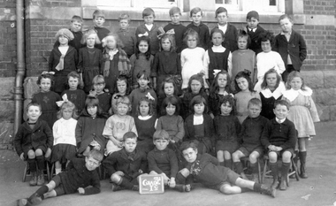 Photograph, Stawell State School Number 502 Grade 1C 1923