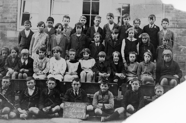 Photograph, Stawell State School Number 502 Grade 5 c1920's