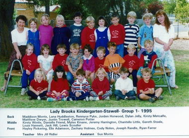 Photograph, Lady Brooks Kindergarten Group 1 -- Named 1995 -- Coloured
