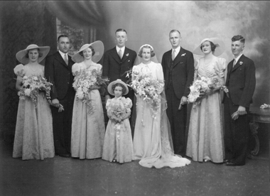 Photograph, Mr Alexander Edward (Hank) Neil & Miss Edna May Rowland's Wedding Party -- Named 1938 -- Studio Portrait