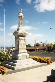 Photograph, Soldiers’ Memorial World War 1 in Main Street 2000 -- Coloured