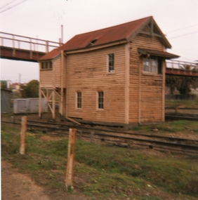 Photograph, Railway Signal Box No.2 off Doyle and Victoria Streets -- Coloured