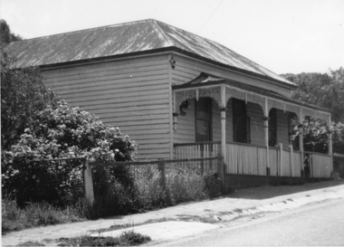 Photograph, Upper Main Street with a  Weatherboard Home – Reeve Family