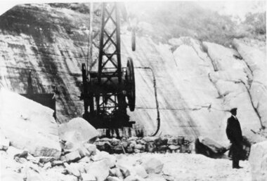 Photograph, Crane at Heatherlie Quarry taken during train excursion 1920s