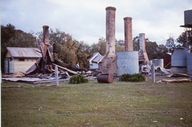 Photograph, “Vinelea” Homesteads burntout ruins after the 1984 fire