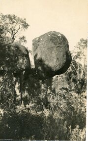 Postcard, The Balanced Rock Wonderland in the Grampians -- Postcard