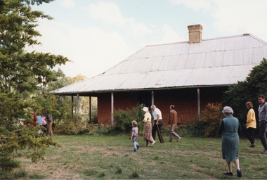 Photograph, Carr's Plains Homestead taken on a trip by Stawell Historical Society -- Coloured