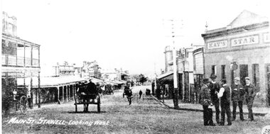 Photograph, Main Street Stawell looking West from Doyle Lane c1916