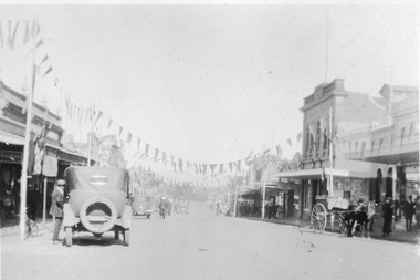 Photograph, Upper Main Street Stawell looking West c1920's