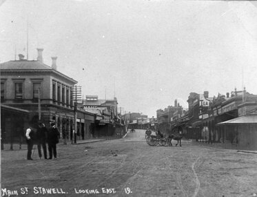 Photograph, Main Street Stawell looking East across Wimmera Street c1910