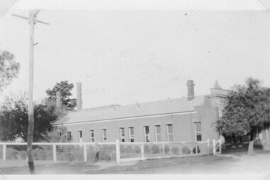 Photograph, Stawell Technical School's Front Office in Skene Street