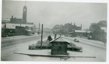 Photograph, Second building used for the Weighbridge in Lower Main Street near War monument
