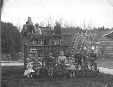 Photograph, Lady Brooks Free Kindergarten in Sloane Street Stawell with children in the play area at the back