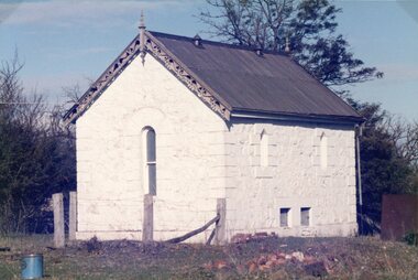Photograph, The Stone Toilet Block at Ledcourt Homestead erected for Governor Bowens visit in 1876 -- Coloured