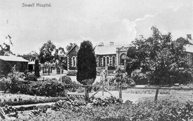 Photograph, Pleasant Creek -- Stawell Hospital and Benevolent Asylum c1897