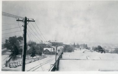 Photograph, Stawell Hospital with snow 1949