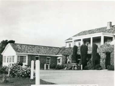 Photograph, Stawell District Hospital -- Postcard